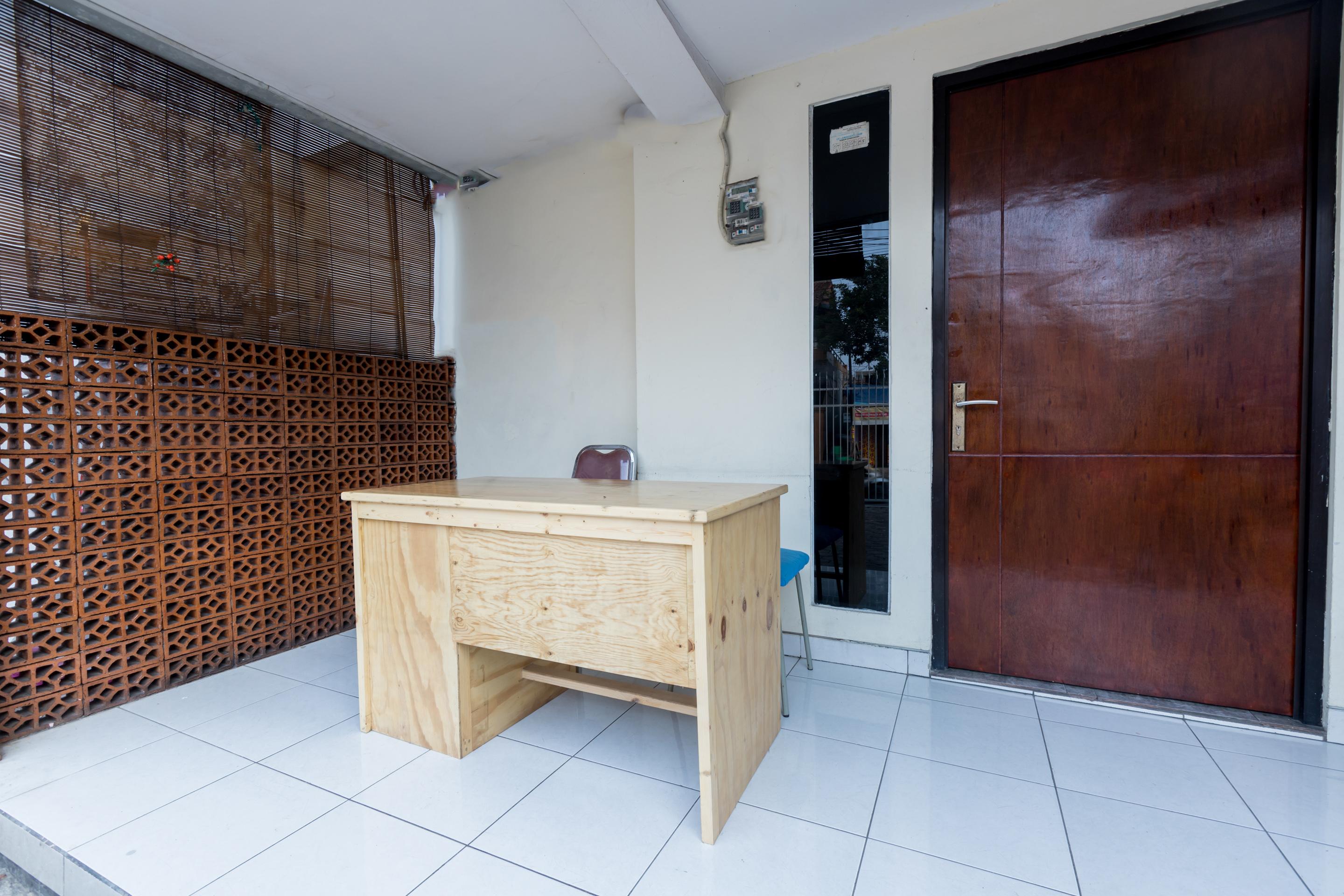 Hotel Super Oyo 1516 Cemara Gading Syariah Bogor Exterior foto